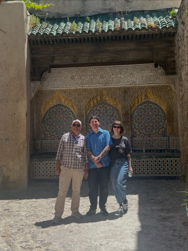 Fuente de Mosaico Tradicional - Tour Privado por Tánger