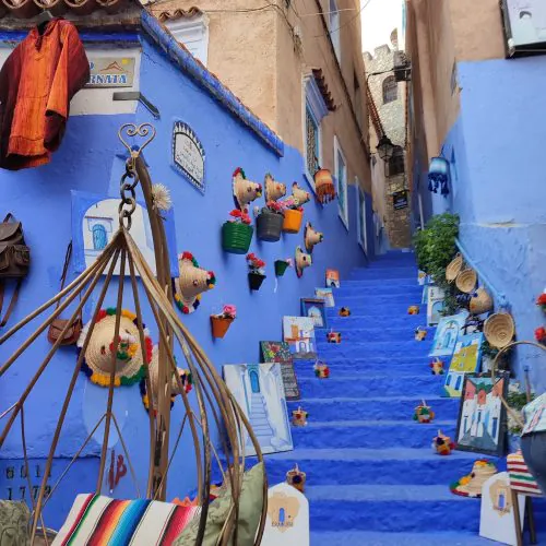 Chefchaouen and fes tour guide excursion
